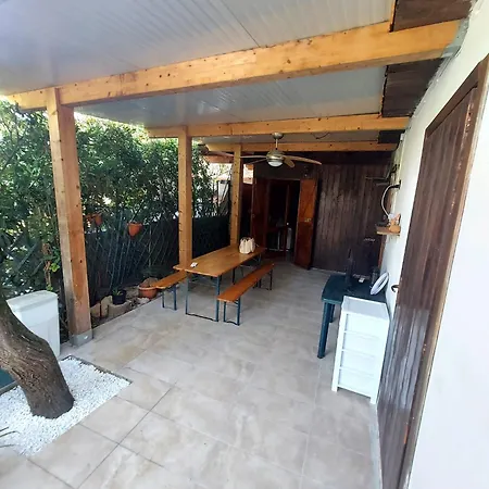Sa Rocca House בית נופש Sa Rocca Tunda