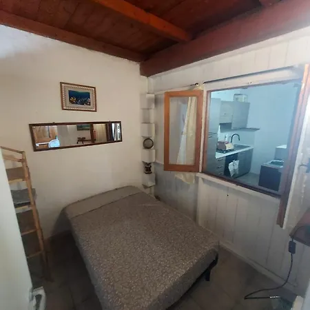 Sa Rocca House בית נופש *